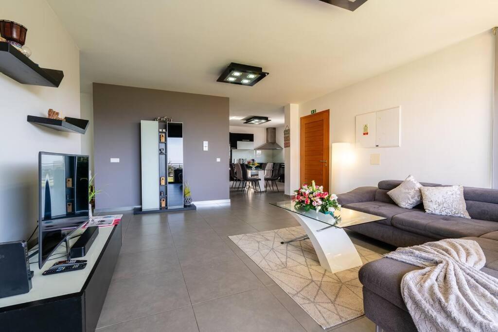 فيلا Casa Mia, A Dream Spot With Heated Pool أركو دا كالهيتا المظهر الخارجي الصورة